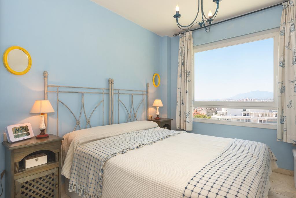 Atico La Marina Apartment Marbella Bagian luar foto